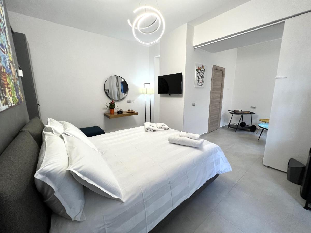 Sikelia Superior Rooms Мілаццо Екстер'єр фото