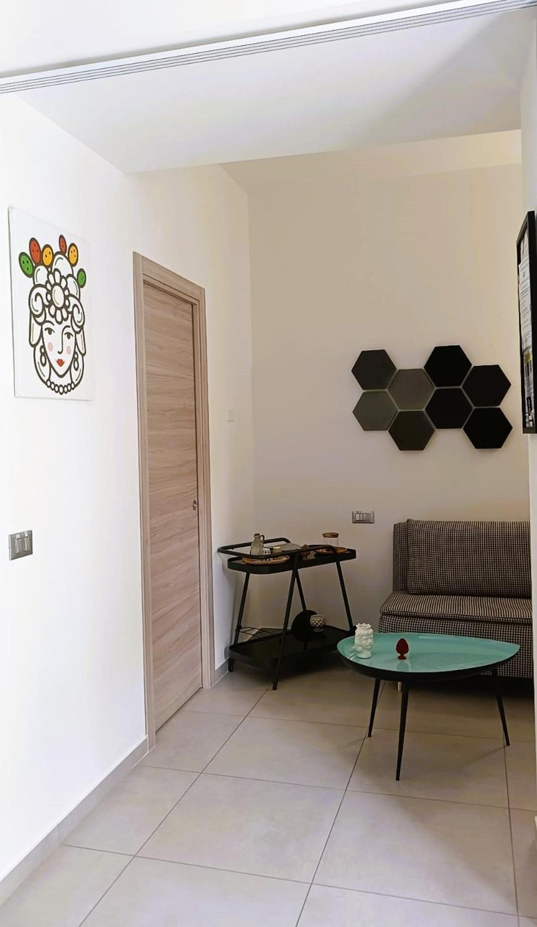 Sikelia Superior Rooms Мілаццо Екстер'єр фото