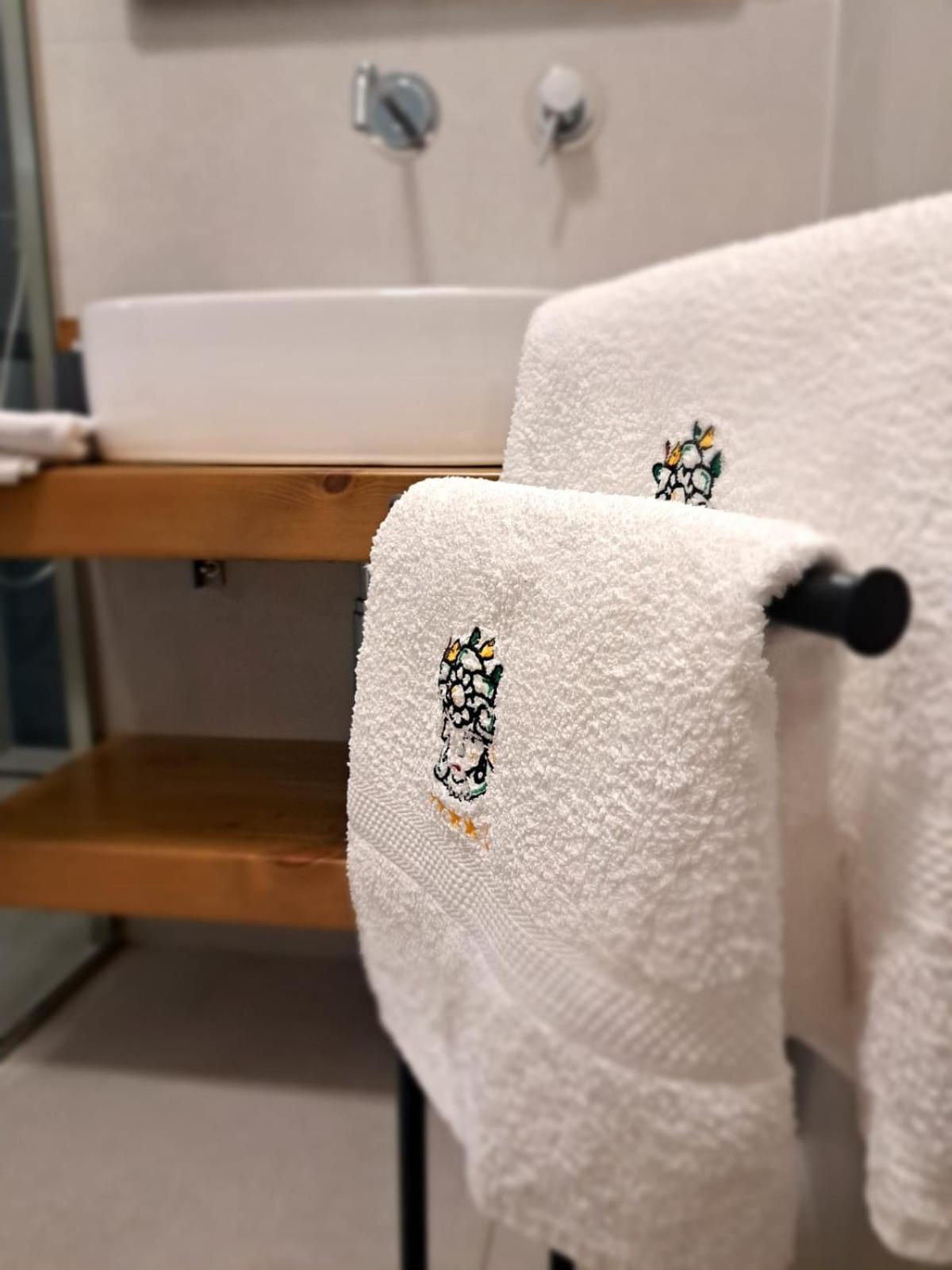 Sikelia Superior Rooms Мілаццо Екстер'єр фото