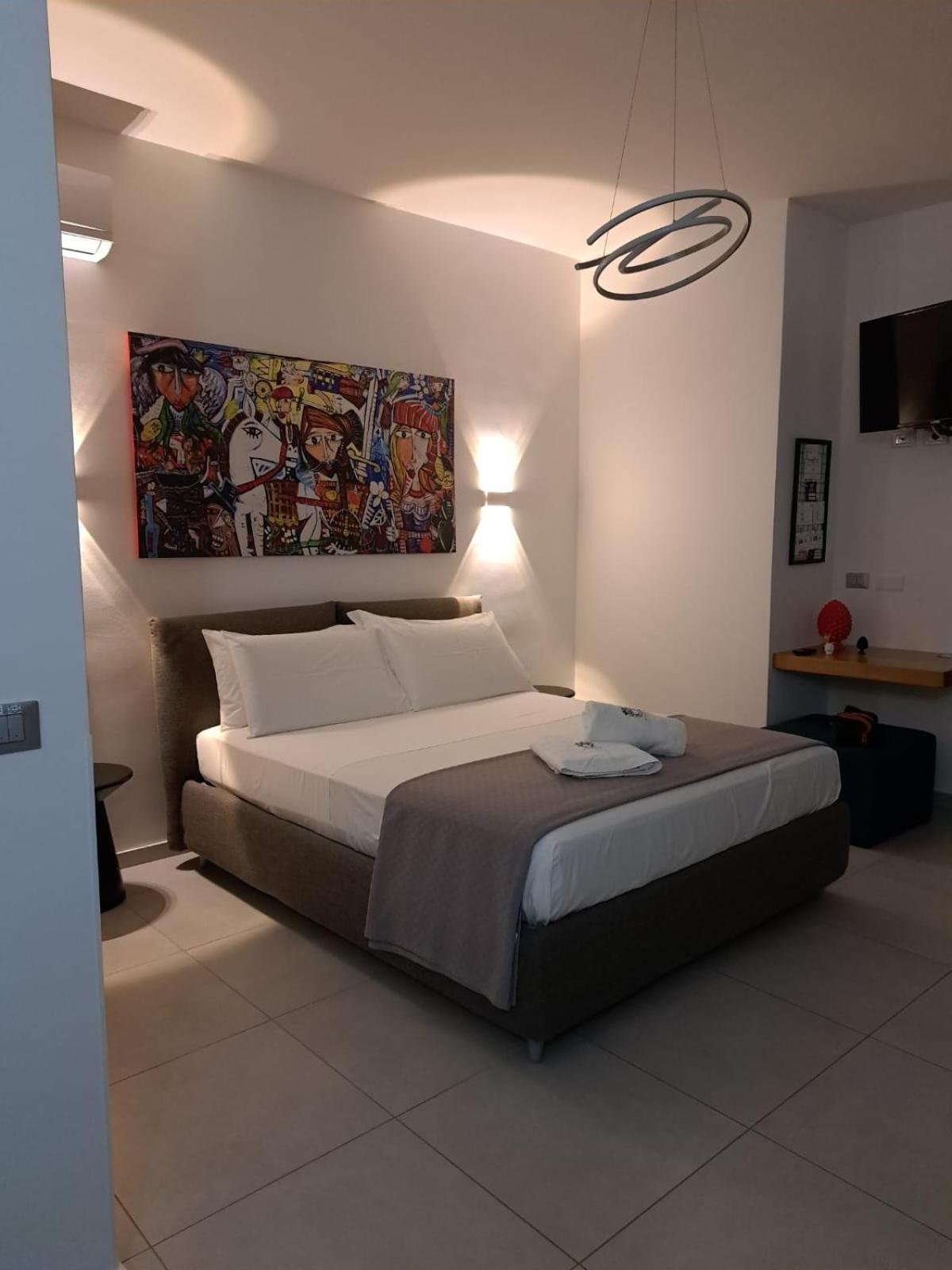 Sikelia Superior Rooms Мілаццо Екстер'єр фото